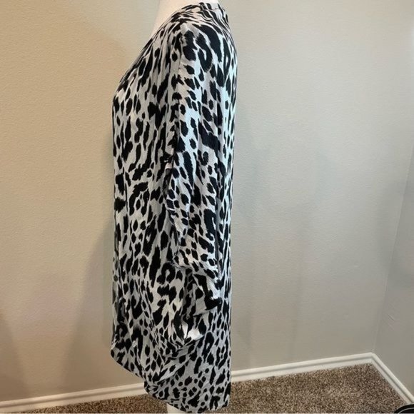 Umgee Leopard Print Open Front Oversized Rayon Cardigan - Picture 3 of 5